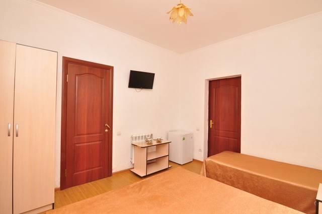 U Ruslana Guest House Gagry Exterior photo