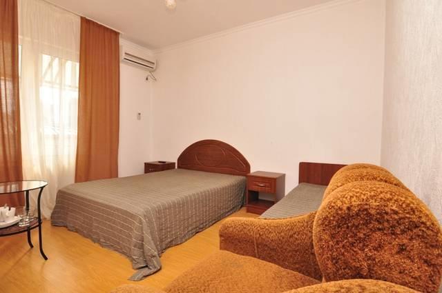 U Ruslana Guest House Gagry Exterior photo