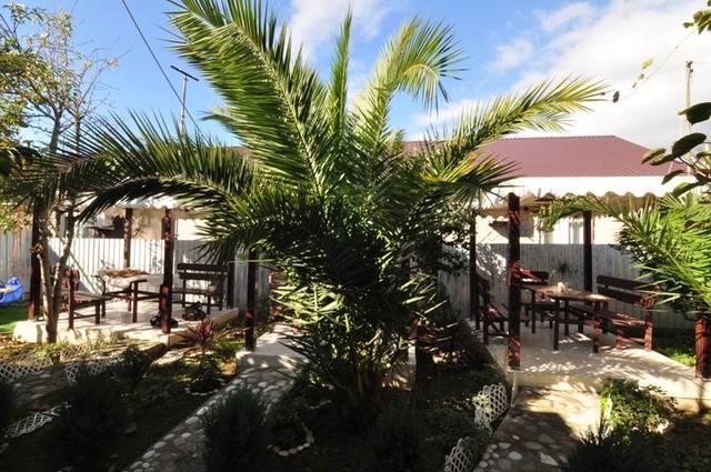 U Ruslana Guest House Gagry Exterior photo